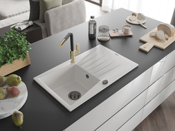 Mexen Cesar zlewozmywak granitowy 1-komorowy z ociekaczem i baterią kuchenną Flora, biały - 6514-20-670401-57-B