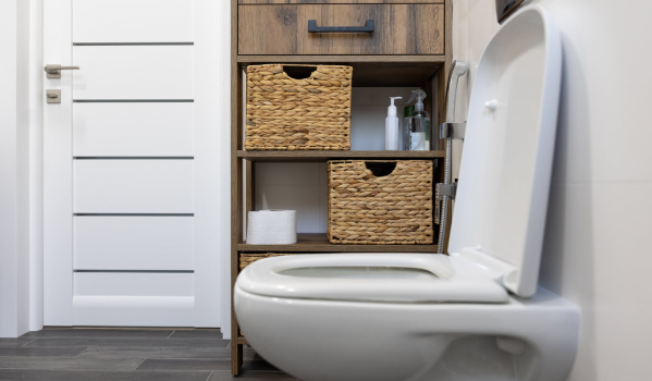 Miska WC z kołnierzem czy bez?